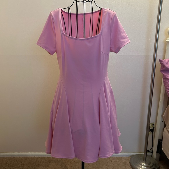 SHEIN Dresses & Skirts - SHEIN Blush Pink Short Sleeve Dress